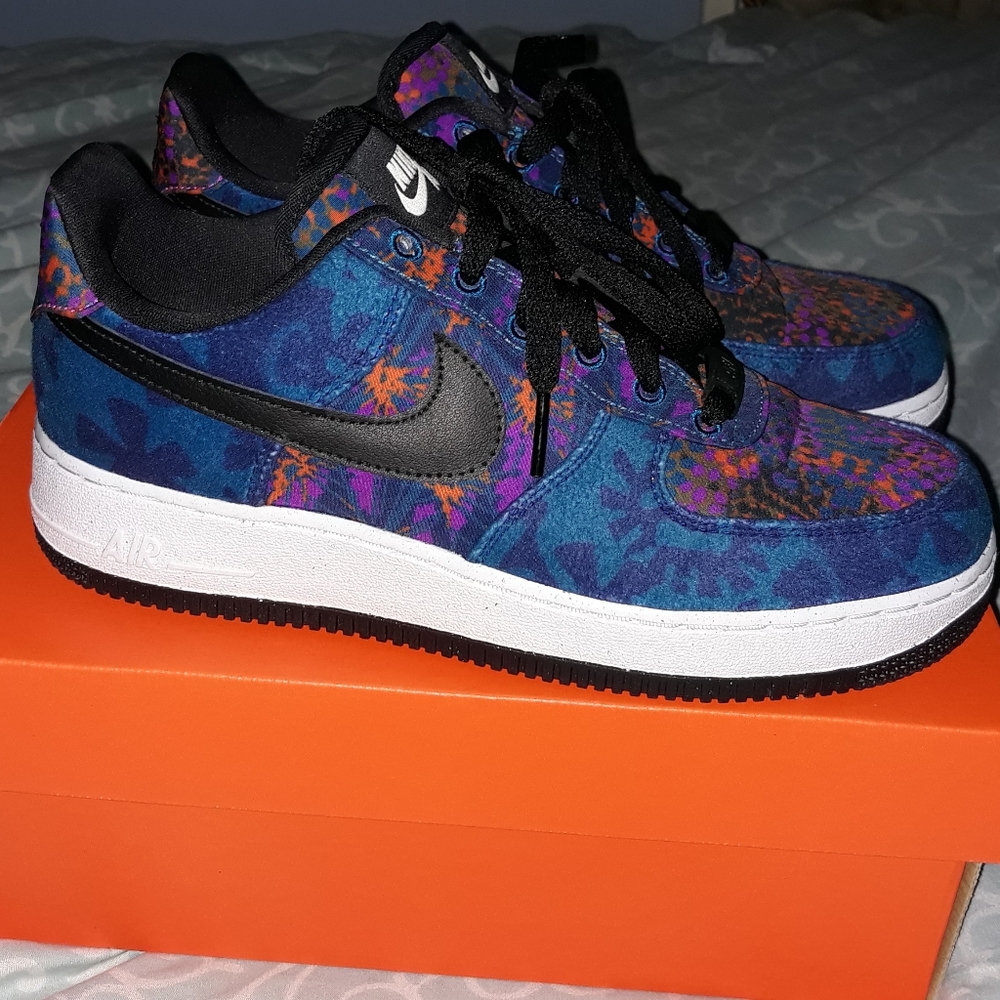 Nike Air Force 1